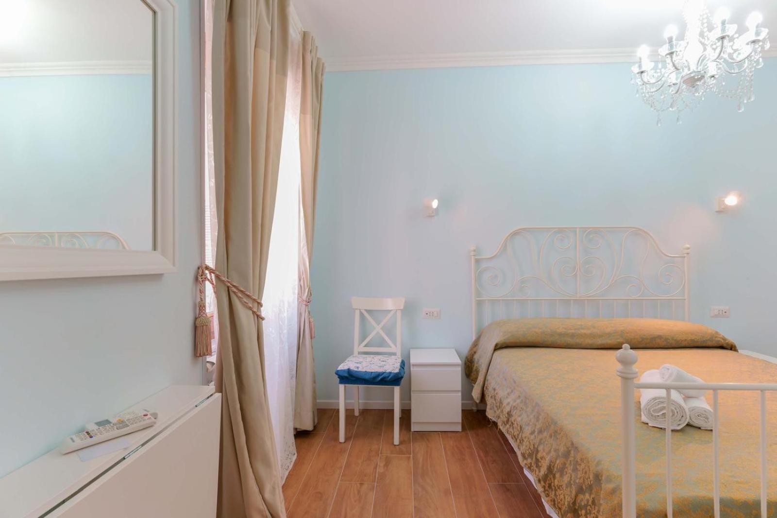 Al Teatro Lirico Hotell Cagliari Eksteriør bilde